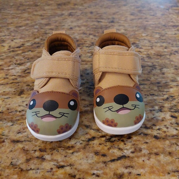 ikiki Other - ikiki Squeaky Shoes for Toddlers with On/Off Squeaker Switch